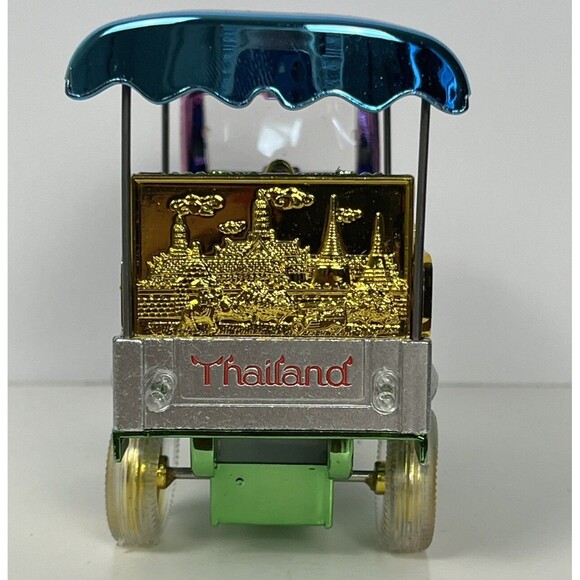 Tuk Tuk Taxi Car Model Thailand Moving Wheel Motorcycle Rickshaw Collectible NIB - Picture 3 of 9
